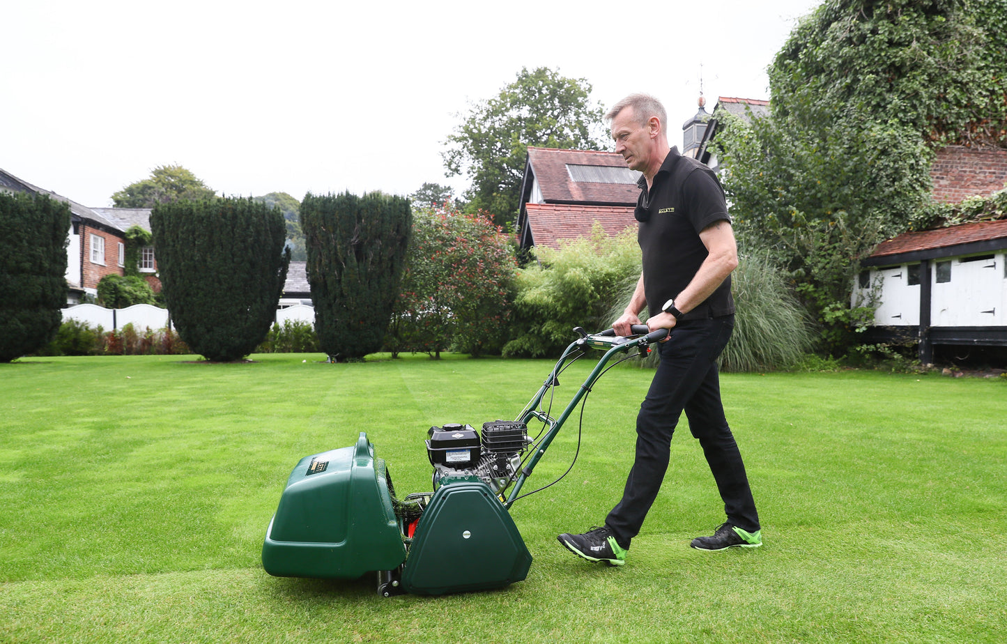 Allett Kensington 17 Petrol Cylinder Mower