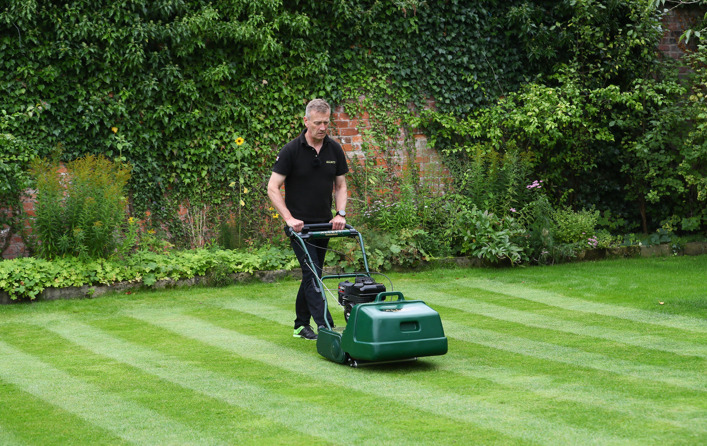 Allett Kensington 17 Petrol Cylinder Mower